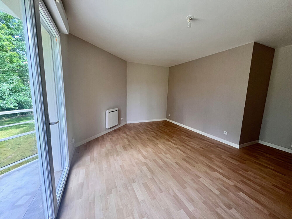 Location Appartement A Louer Appartement Pontivy  Bretagne Morbihan type 3 résidence calme 2 chambres Réf : A202CB Pontivy
