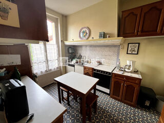  Maison � vendre 11 pi�ces 165 m�