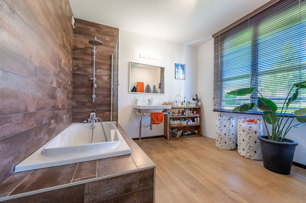 � vendre  Appartement Jacob-Bellecombette (73000)