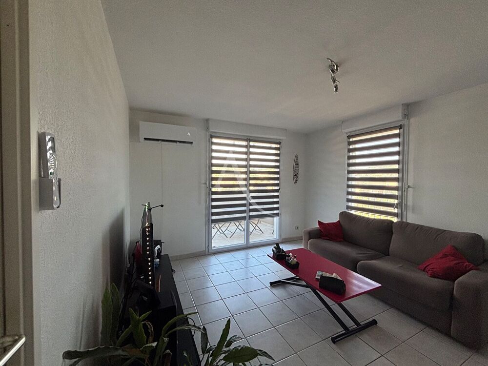 Location Appartement T2 meublé 39 m² avec terrasse, piscine et climatisation - Générac Générac
