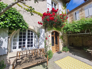  Maison à vendre 10 pièces 252 m²