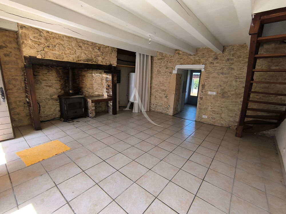 Maisons en pierre : 2 logements et 1 grange avec jardin à 10 minutes de Prayssac