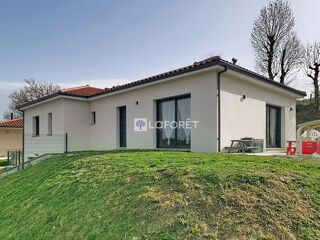  Maison 5 pi�ces 108 m� Le malzieu ville
