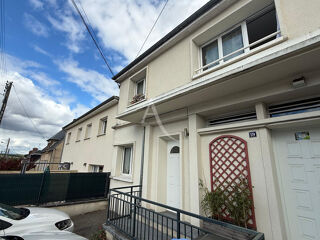  Appartement à louer 3 pièces 65 m²