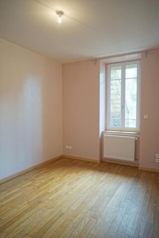  Appartement � louer 4 pi�ces 73 m�