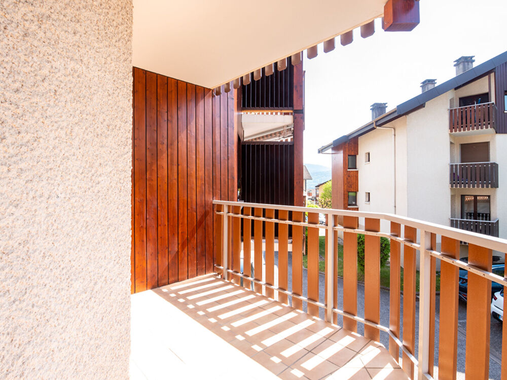 LAFORET IMMOBILIER - "ZINNIA" - ANNECY - APPARTEMENT 4 pièces - 68,27 m² - BALCONS - CAVE - PARKING DE COPROPRIETE