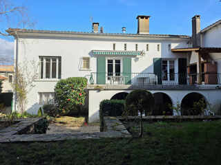  Maison � vendre 8 pi�ces 242 m�