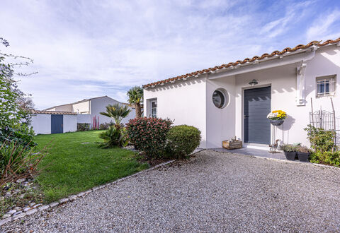   Maison familiale plain pied avec piscine 140M� Maison - 6 pi�ce(s) - 153 m�