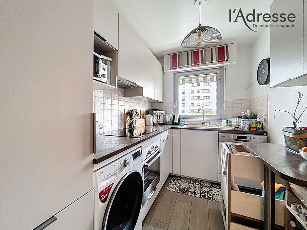 Vente Appartement L'Adresse Immobilier - Élégant 3 pièces lumineux de 67 m² - Cave - Parking en sus Suresnes