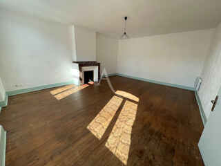  Appartement � louer 3 pi�ces 77 m�