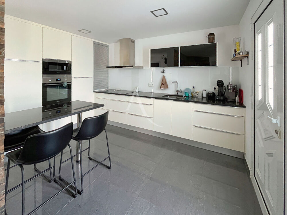 Vente Maison Maison 5 pièce(s) 117 m2 + dépendances Tethieu