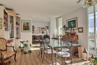 Appartement 5 pièces 97 m² · à Élancourt · 97 m² · 209 000 €