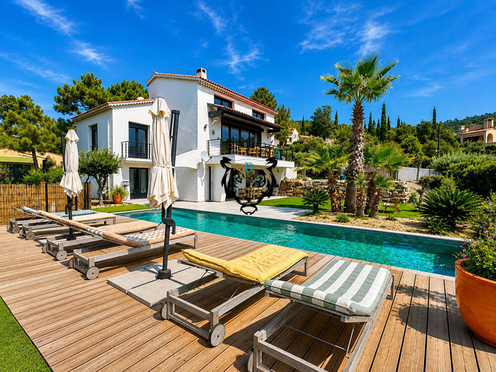 Vente Maison Villa rénovée Vue Mer Golfe de Saint Tropez - Les Issambres - Garage Les issambres