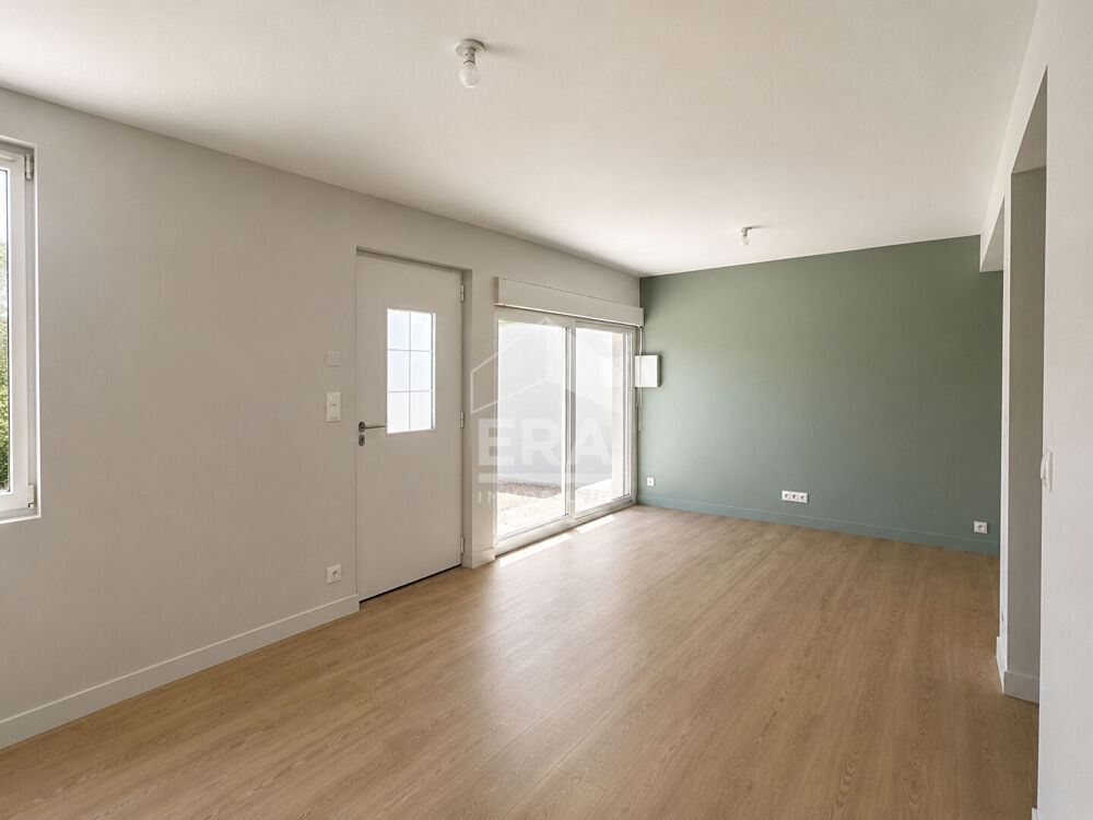 Vente Maison Maison agréable à vendre à Périgny - 4 pièces, 75 m², jardin 381 m² Perigny
