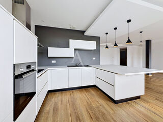  Appartement à vendre 5 pièces 105 m²