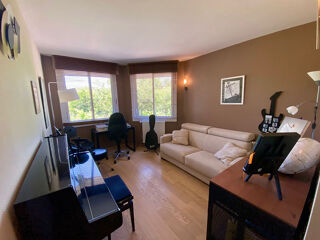  Villa  vendre 8 pices 160 m