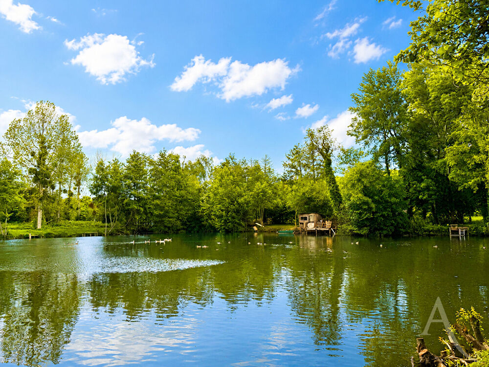 Vente Terrain EXCEPTIONNEL DOMAINE NATURE DE PRÈS DE 3 HECTARES AVEC ÉTANGS ET RIVIÈRE Chaussoy epagny