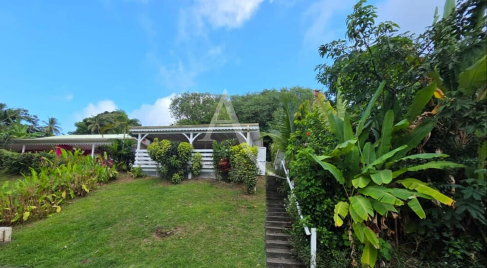Maison individuelle Sainte Marie 2 pièce(s) 41 m2 piscine + plage A SAISIR !!!!!!