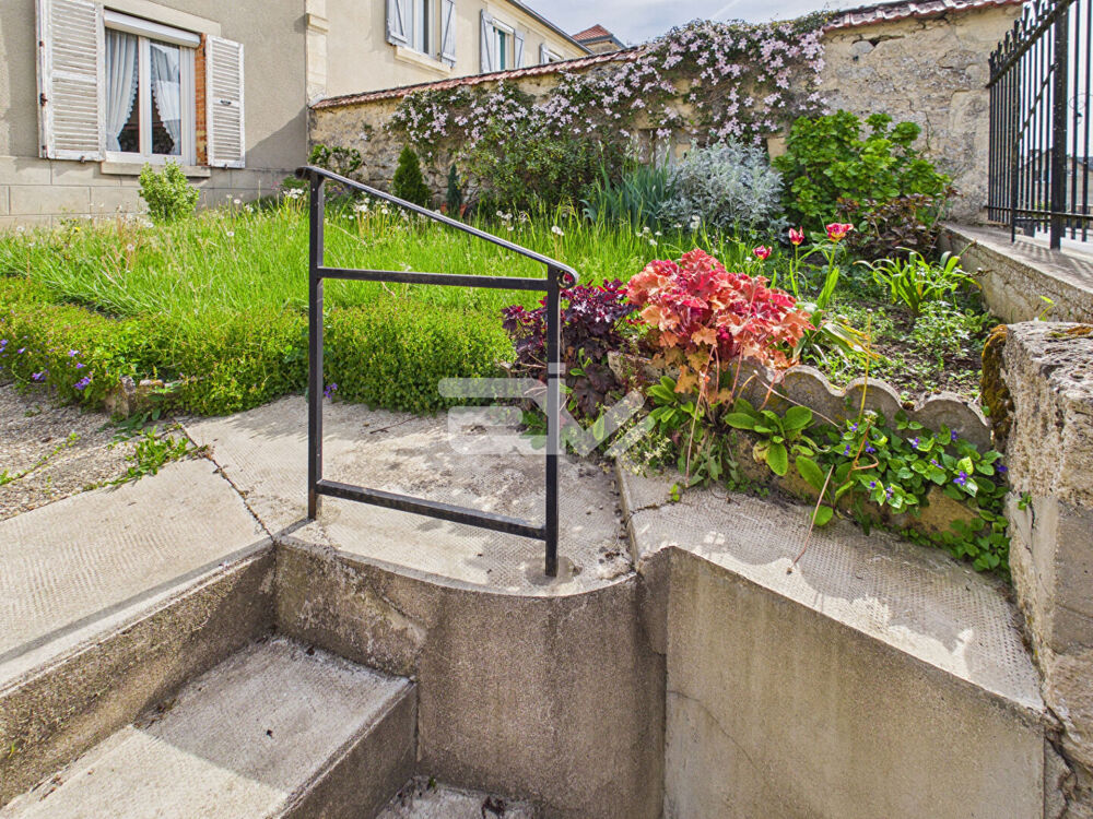 Vente Maison Maison de caractère des années 30 avec 109 m² à personnaliser selon vos envies ! Jonchery sur vesle