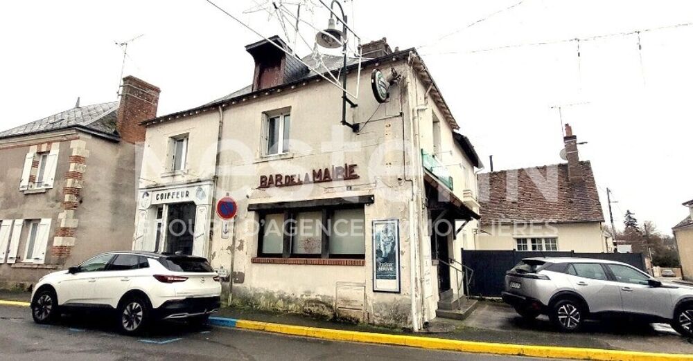 Vente Immeuble Immeuble mixte commerce / habitation - Centre-ville et 2 garages Bracieux