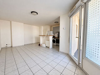  Appartement à louer 2 pièces 43 m²