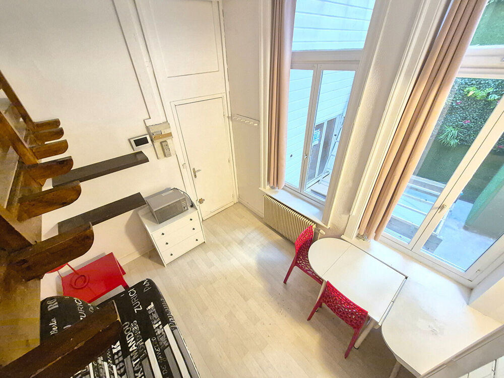 LILLE République: studio avec mezzanine