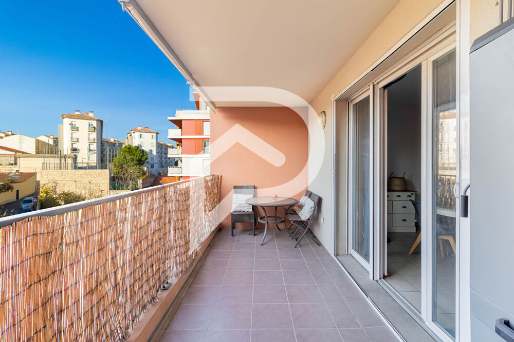 Vente Appartement Bel appartement T3 - 59,19 m2 - avec sa belle terrasse de 10,83 m2 Marseille 3