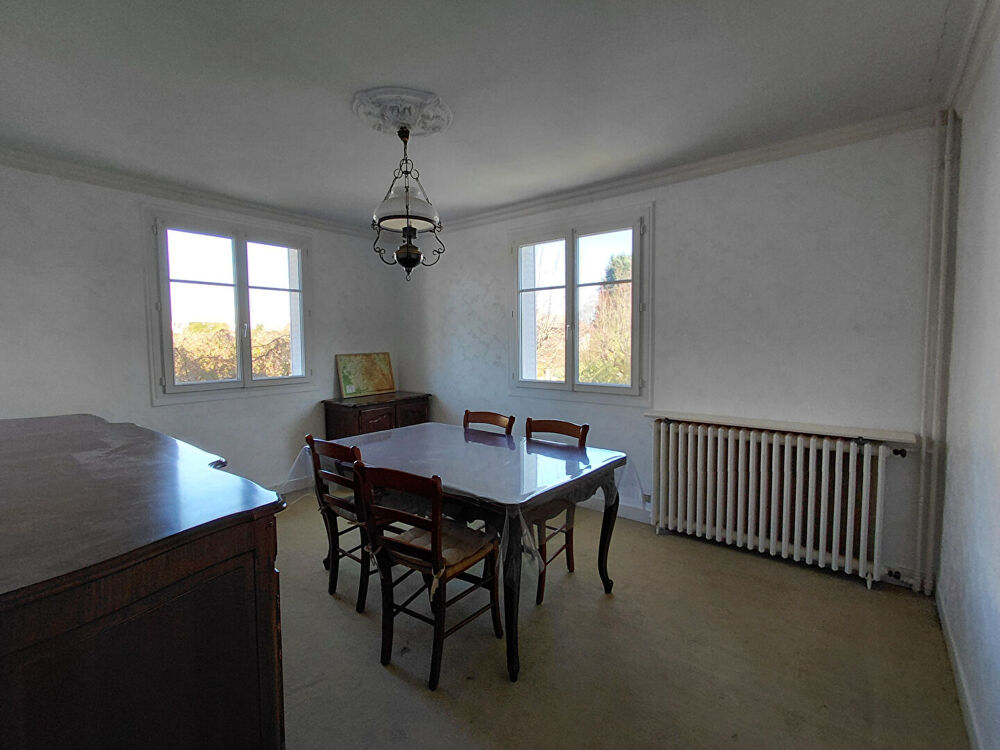 Maison Le Rouget Pers 8 pièce(s) 170 m2