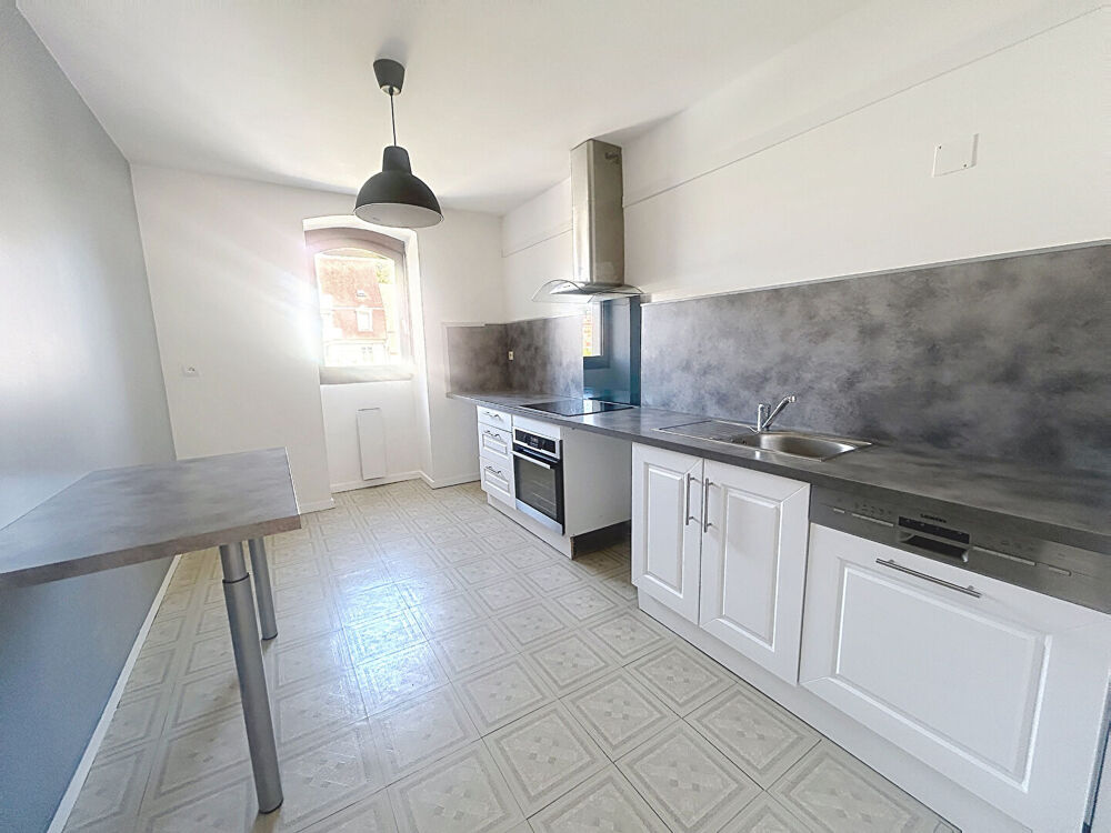 Vente Appartement BEL appartement avec balcons cave et garage Auxerre