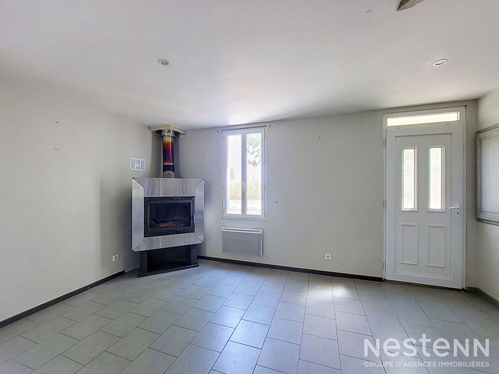 À vendre Maison de 128 m² avec terrain de 1 966m² et garage à Sainte-Maure-de-Peyriac