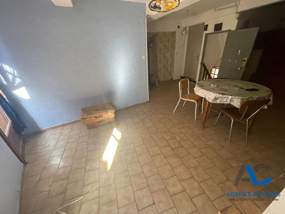 Vente Maison Maison de village 5 pièces 84m2+35m² de combles+ garage Cuers