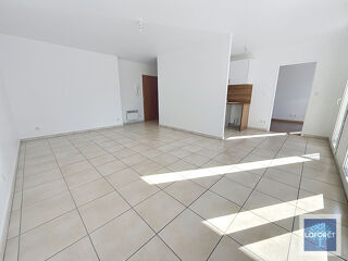 Appartement à louer 2 pièces 47 m²