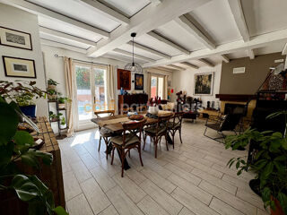  Maison  vendre 8 pices 180 m