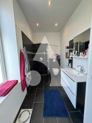  Maison � vendre 8 pi�ces 342 m�