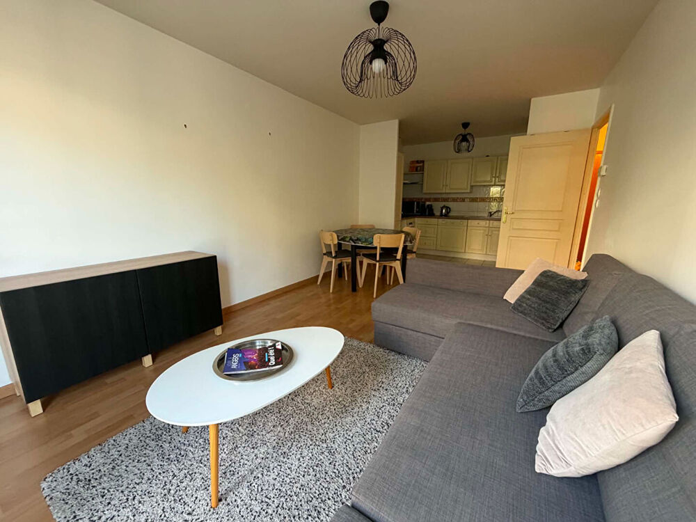 Location Appartement Appartement meublé T2  avec parking Jardin des Plantes Angers