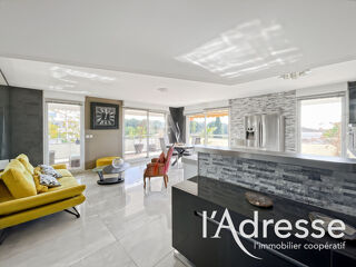  Appartement  vendre 4 pices 1 m