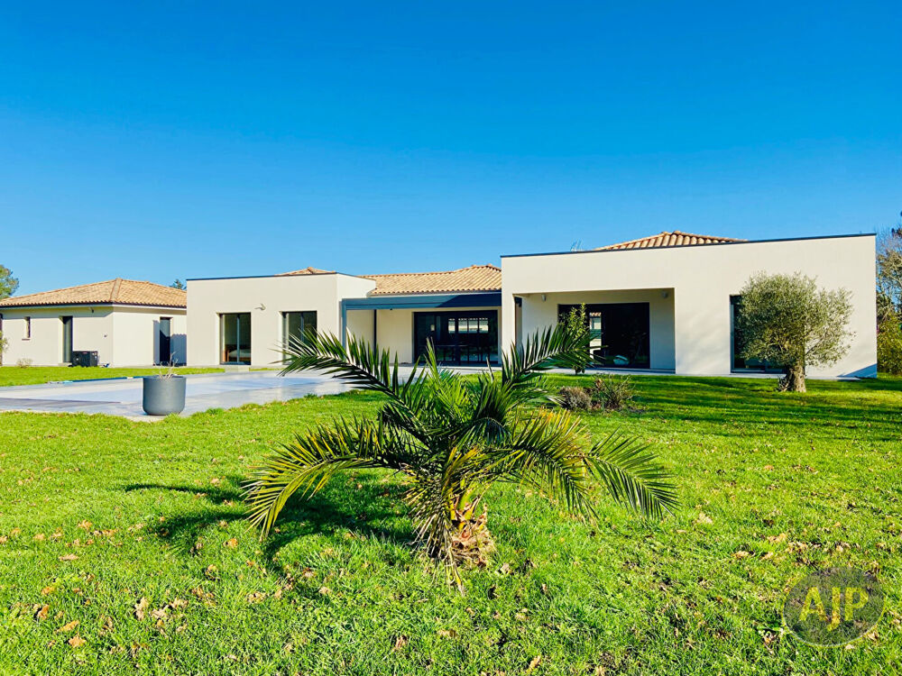 Maison 4 pièces 150 m² · à Lesparre Medoc · 150 m² · 628 000 €