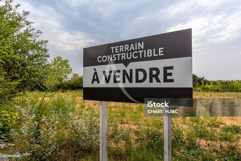 Vente Terrain TERRAIN CONSTRUCTIBLE PLAT CENTRE VILLAGE Rians