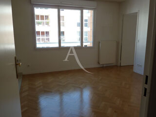  Appartement à louer 2 pièces 43 m²