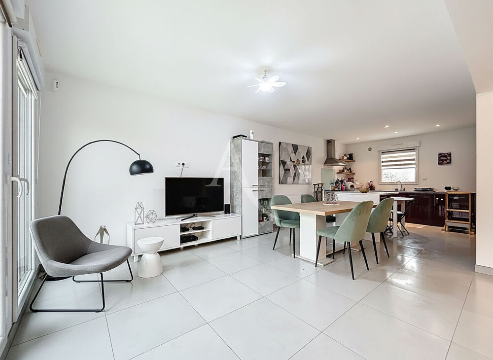 Appartement Sainte Barbe 4 pièces - duplex - deux chambres - cave - stationnements