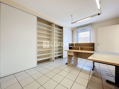 Local sur ELBEUF 825 76500 Elbeuf