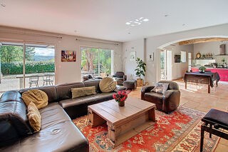  Maison � vendre 8 pi�ces 218 m�