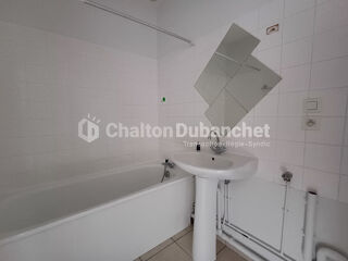  Appartement à louer 3 pièces 59 m²