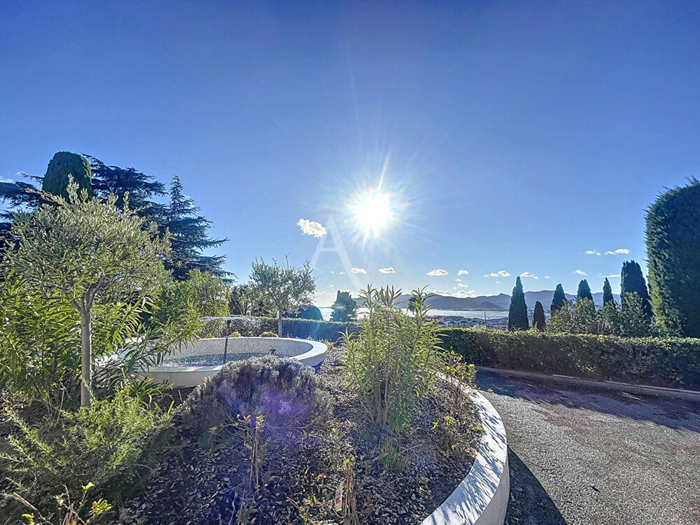 � vendre  Appartement Cannes (06400)