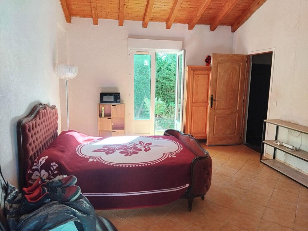 Vente Maison A vendre à Lézignan Corbières villa 5 pièces de 180 m² habitables  sur 1177 m² de terrain Lezignan corbieres