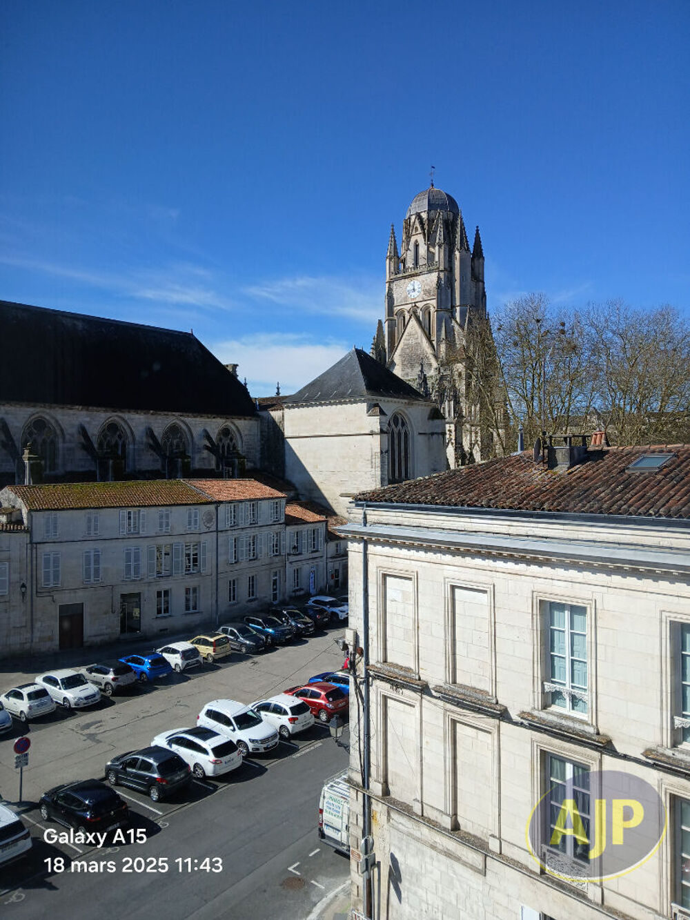 Location Appartement RESIDENCE ST PIERRE-T2 -SAINTES Saintes