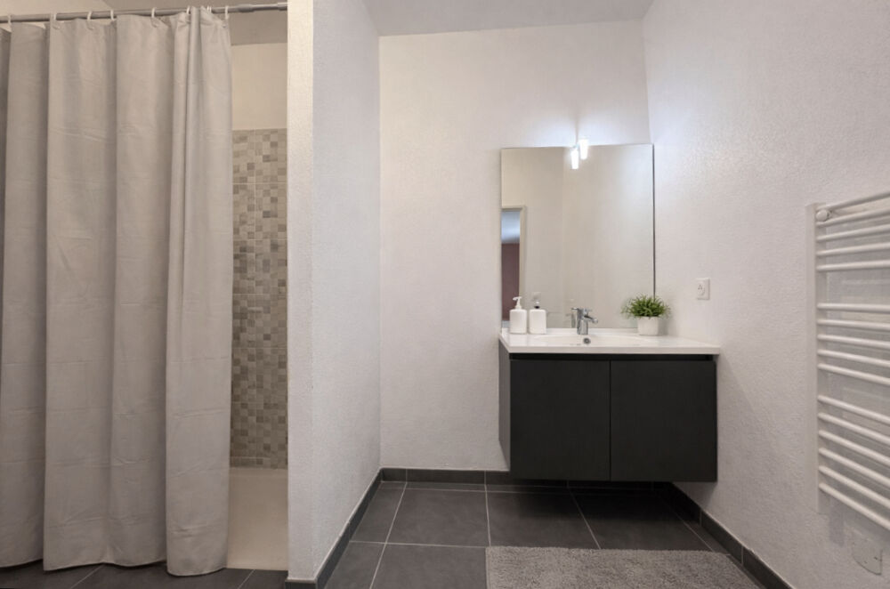 Vente Appartement T2 de 55 m²  Miramas  Idéal investisseur Miramas