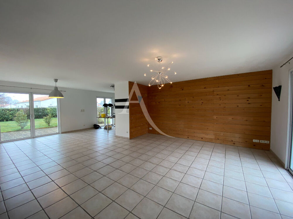 Location Maison Maison Aizenay 4 pi�ce(s) 108 m2 Aizenay