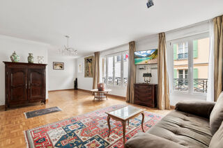  Appartement à louer 5 pièces 95 m²