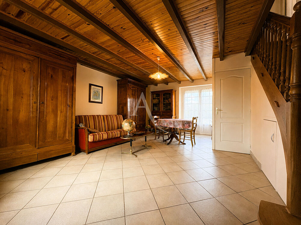 Vente Maison Maison 110m² avec dépendances et grand terrain Saffre